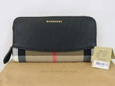 BURBERRY ELMORE BLACK HOUSE CHECK DERBY LEATHER ZIP AROUND LOGO CLUTCH WALLET