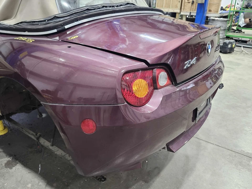 Conjunto de parachoques trasero BMW Z4 2003-2005 granate A02 piezas originales OEM Foto 3 de 4