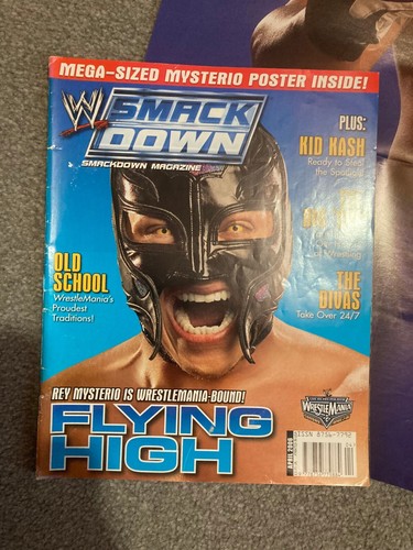 WWF WWE SMACKDOWN Magazine APRIL 2006 - REY MYSTERIO + Poster - Picture 3 of 7