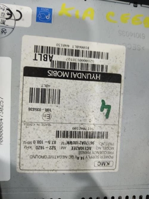 Autorradio original KIA CEE-D 2 PHASE 1 96170A2100WK - Imagen 2 de 4