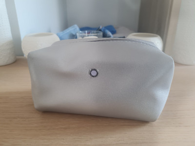 Bvlgari Damen Amenity Kit/Waschtasche, unversiegelt, Emirates Business Class