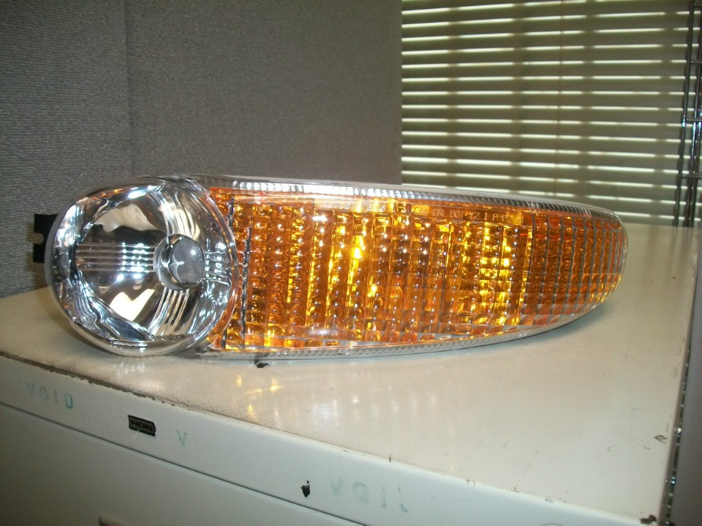 Picture 1 of 2