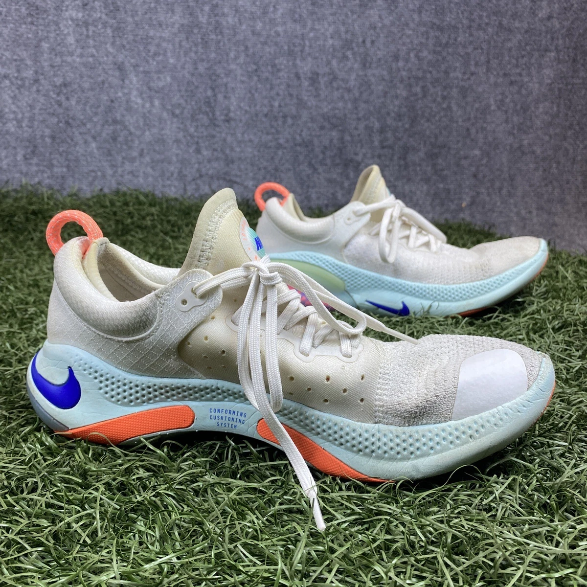 Nike conforming clearance cushioning