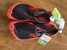 Speedo Kids Watershoes Red  Black Size XL 11-12 NWT