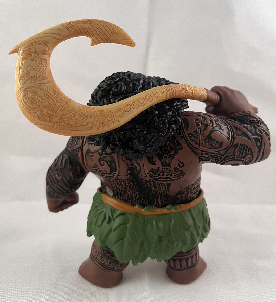 Disney Moana Maui Demigod PVC Figure With Magic Fish Hook By