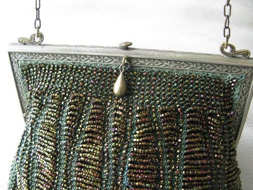 Antique Art Deco Gold Frame Green Knit Iridescent Copper Brown Bead Lined Purse - Picture 12 of 17