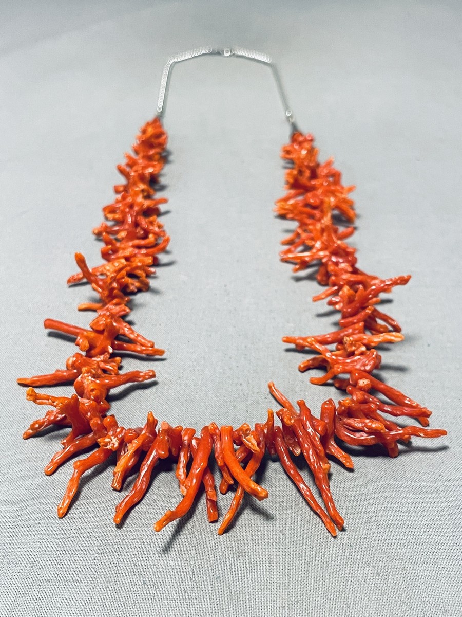Native American Authentic Vintage Santo Domingo Coral Sterling Silver Necklace Native American Authentic Vintage Santo Domingo Coral Sterling Silver Necklace