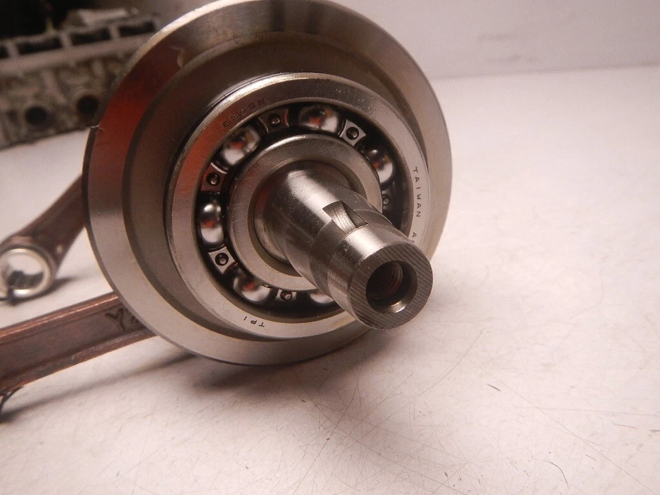 Nuevo cigüeñal Yamaha 1973-1975 RD350 1970-1972 R5 R5B R5C 36-01140-00-00 Foto 2 de 4