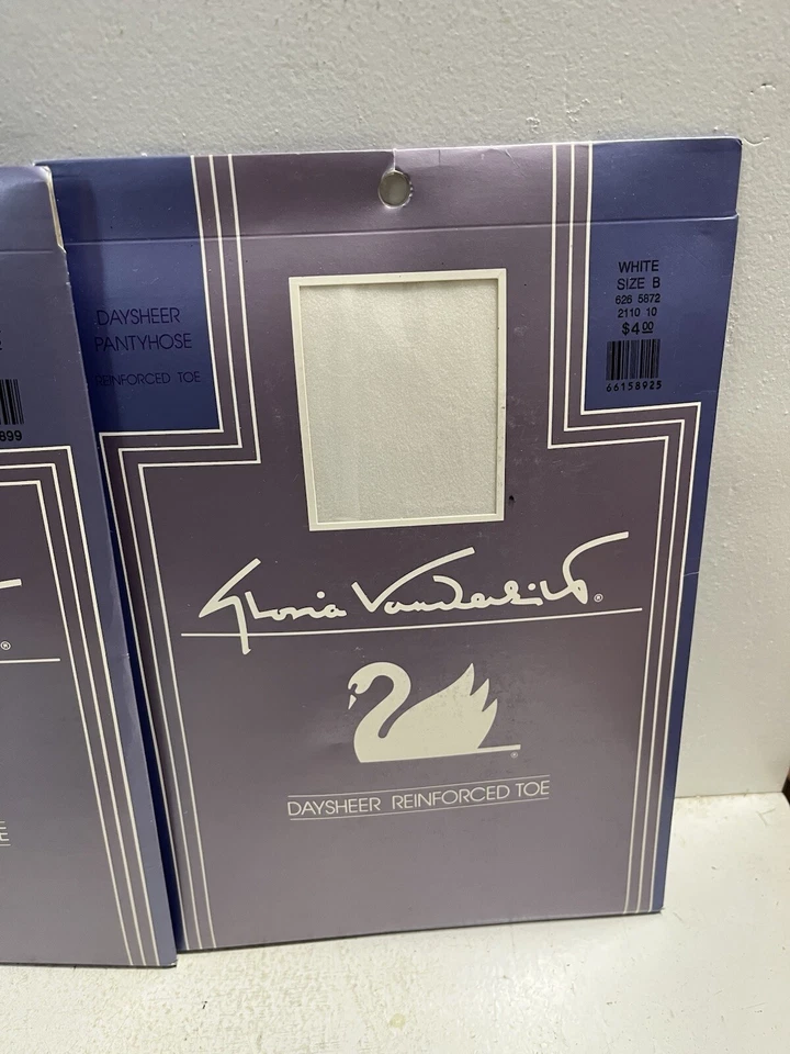 - Lote De 3 Panty Vintage Gloria Vanderbilt Talla B, Blanco Y Off White Foto 3 de 4