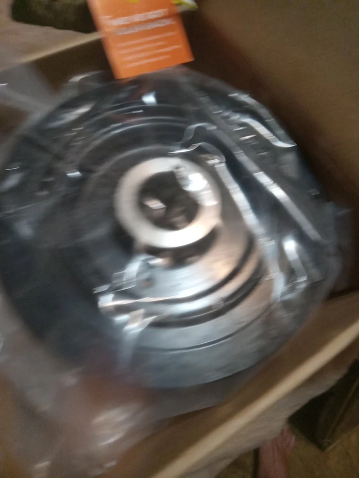 Equilibrador armónico de motor Dorman 594-348 para Nissan Frontier 99-04, 00-04 Xterra Foto 2 de 4