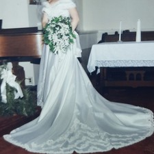 Mori Lee Wedding Dress Size 14 Ivory  A-line includes veil and full underslip