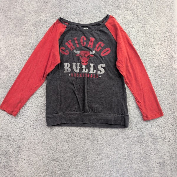 NBA Chicago Bulls Long Sleeve Tee Women's Large Red Gray Boat Neck Raglan Shirt
