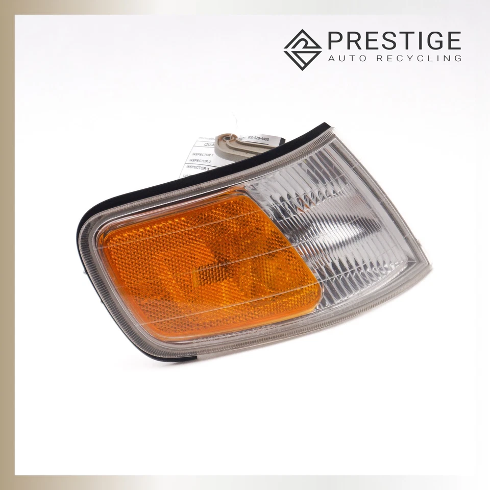 1994-1997 HONDA ACCORD Turn Signal Light Park Lamp Front Right 34300-SV4-A02 OEM - Image 2 of 4