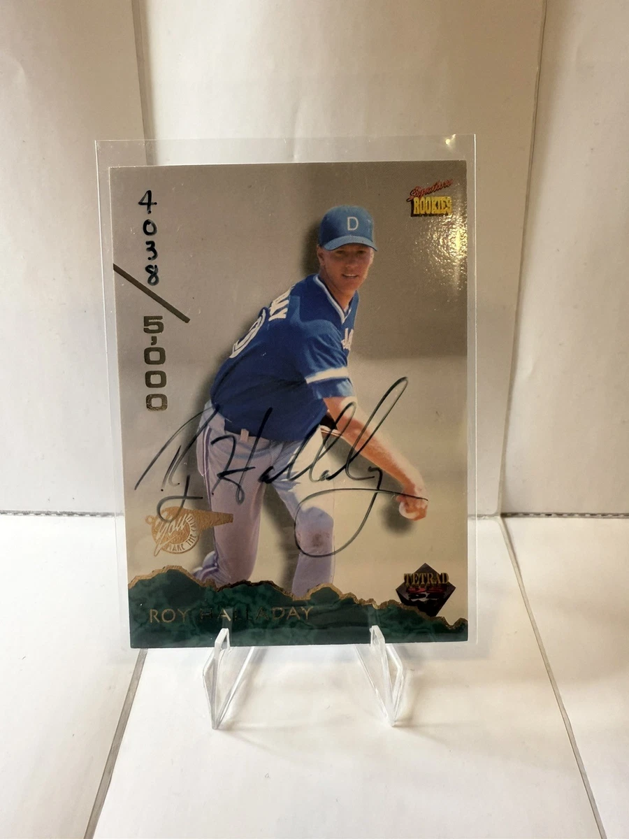 Roy Halladay Autographed Baseball Sports Trading Cards