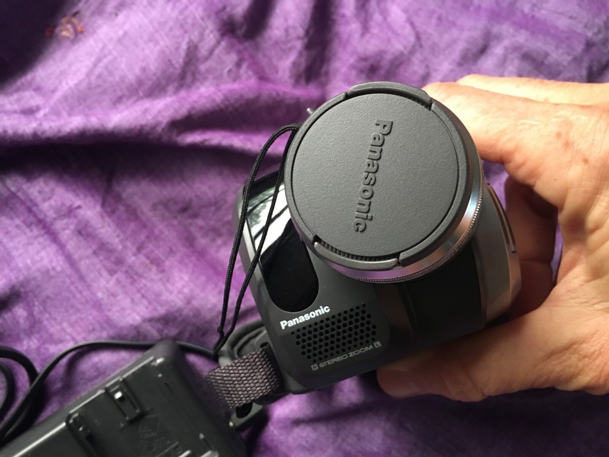 ⭐︎⭐︎ 美品Panasonic NV-GS320-S Panasonic PV-GS320 Mini DV Camcorder for sale online | eBay