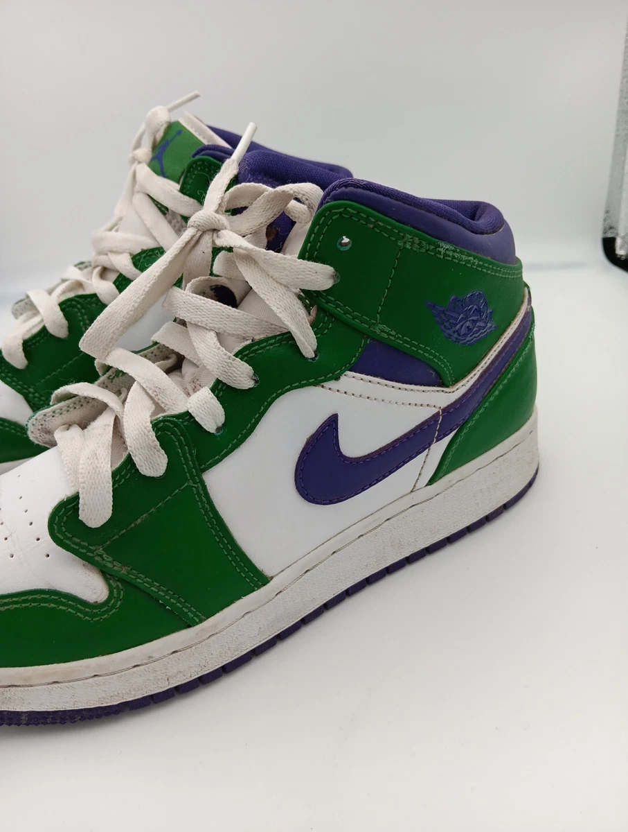 aloe verde court purple white