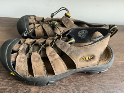 Men KEEN Newport Waterproof Bison Hiking Sandals sz 9 | eBay display picture 1