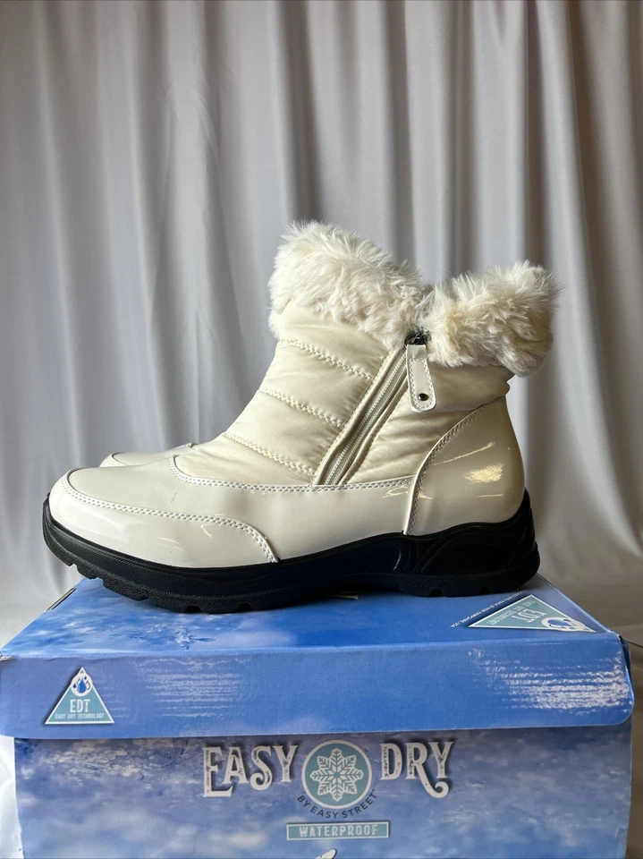 Botín de invierno Easy Street Frosty Easy Dry para mujer talla 10W Foto 4 de 4