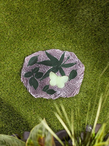 Glowing Butterfly Stepping Stone lawn garden decor - Picture 5 of 8