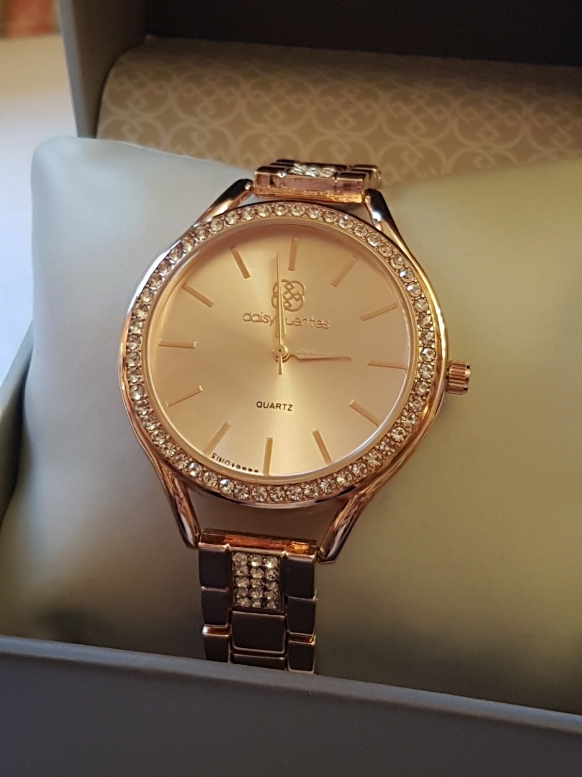 daisy fuentes rose gold heels