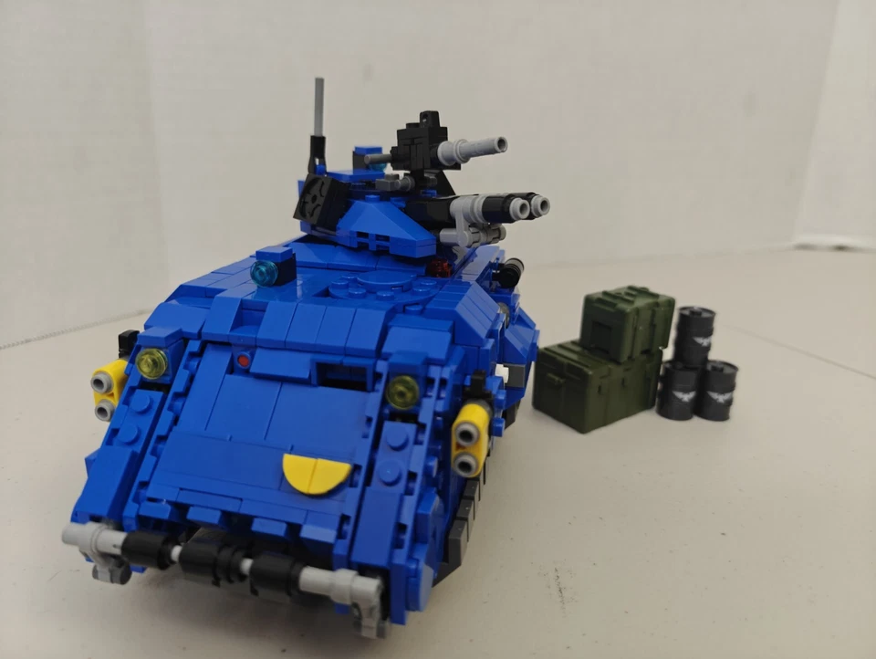 Space Marine Primaris Repulsor 1040 PC Building Block Set, PDF Instructions - Image 2 of 4