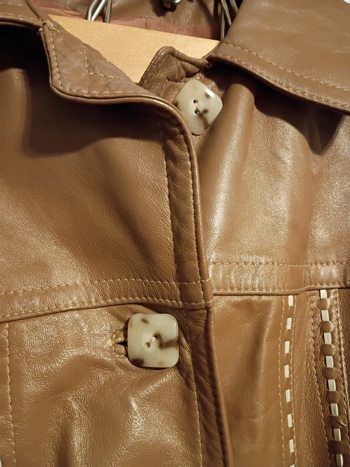 Gabardina vintage años 70 para mujer de cuero marrón claro 24 K Dan Di Modes talla 16 Foto 3 de 4