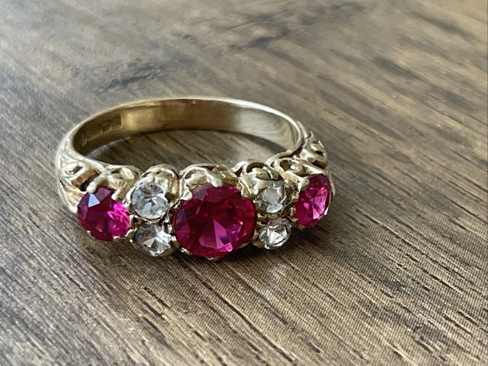 9ct Gold Ring With Ruby And Diamonds hallmarks - Image 2 of 4