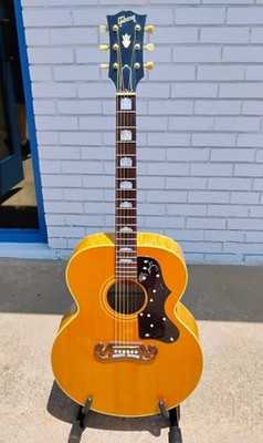 Gibson J-150 Acoustic Guitar w/OHSC! -LL