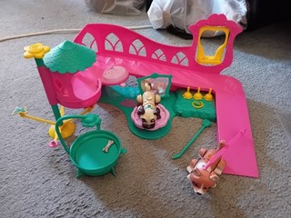 Pet parade Playworld set with all access's & an extra dog with lead amazing set