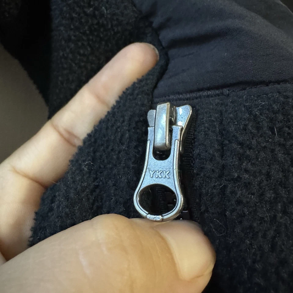 Chaqueta para mujer The North Face Denali polar negra cremallera completa talla pequeña Foto 4 de 4