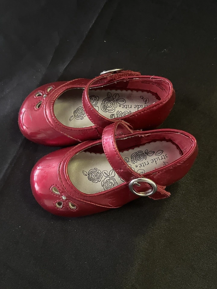 Toddler Ruby Red Dress-Up Mary Jane Shoes Size 5 - Image 2 of 4