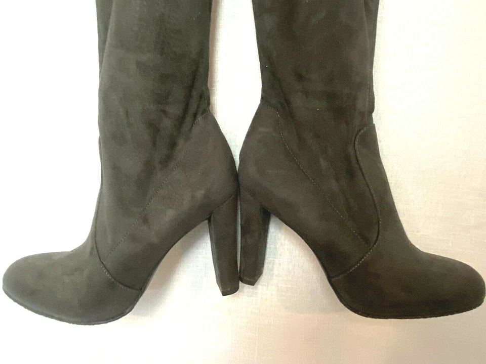 Botas para mujer Sam Edelman gris carbón gamuza sobre la rodilla - talla 6M Foto 2 de 4
