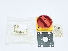ALLEN BRADLEY 194L-HE8N-175 ACTUATOR DISCONNECT SWITCH HANDLE RED / YELLOW
