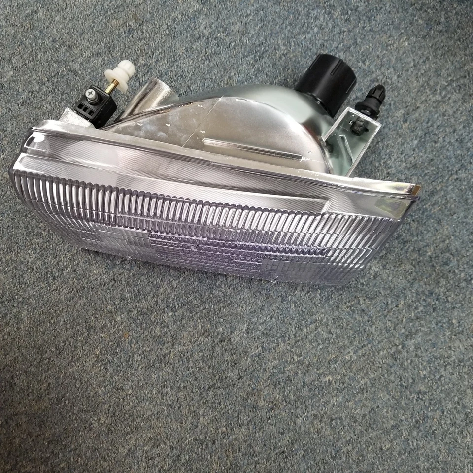 Conjunto de faros izquierdos Dorman 1590282 para Ford F-250 1999-2001, 350, 450 y 550 Foto 3 de 4