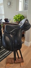 17" Treeless Endurance Saddle by Freeform