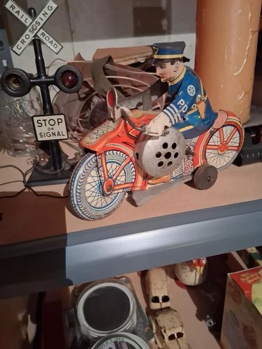 Marx 8 inch Tin lithographed Wind-Up Toy Police Motorcycle