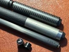 TNT Grey Pool Cue with Carbon Fiber Shaft. JPs and 9" Stackable Extension
