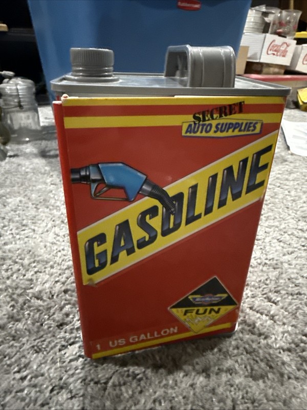 micro machines gas can Car Storage Play set, No Cars Included