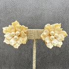 Vintage Park Lane Flower Clip On Earrings Gold Tone Lucite Pearl Costume Jewelry