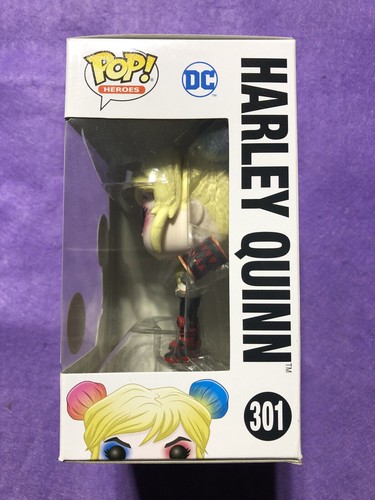 Funko Pop! Heroes #301 DC Universe - Harley Quinn - GameStop (Exclusivo) - Imagen 9 de 11