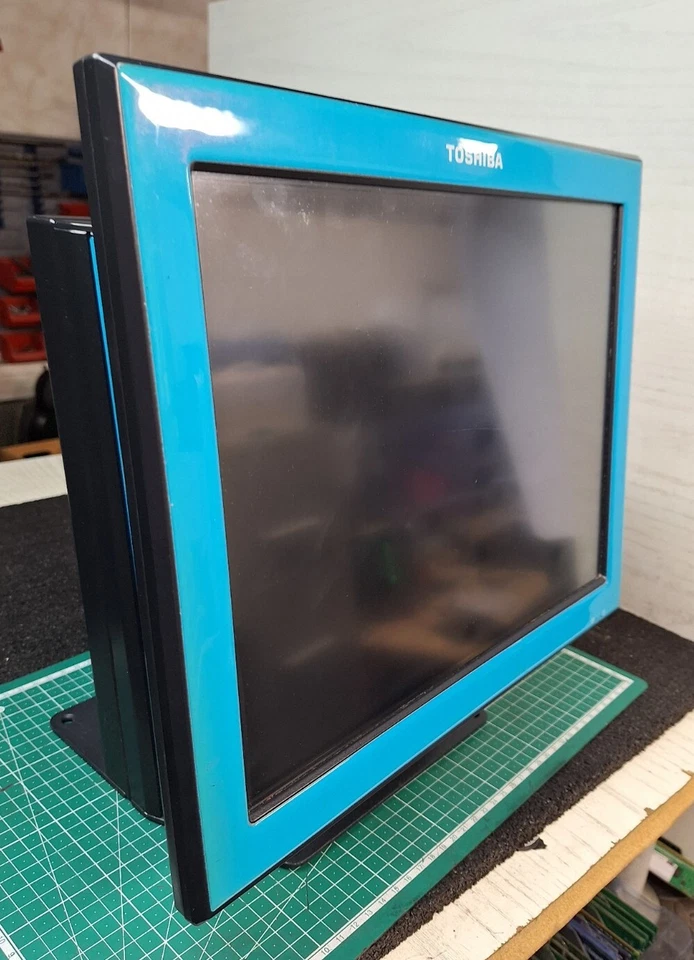 TOSHIBA ST-A20 (AIO) -intel core duo 2-T7400-2.16GHZ-HDD250GB -WINDOWS 7- - Imagen 2 de 4