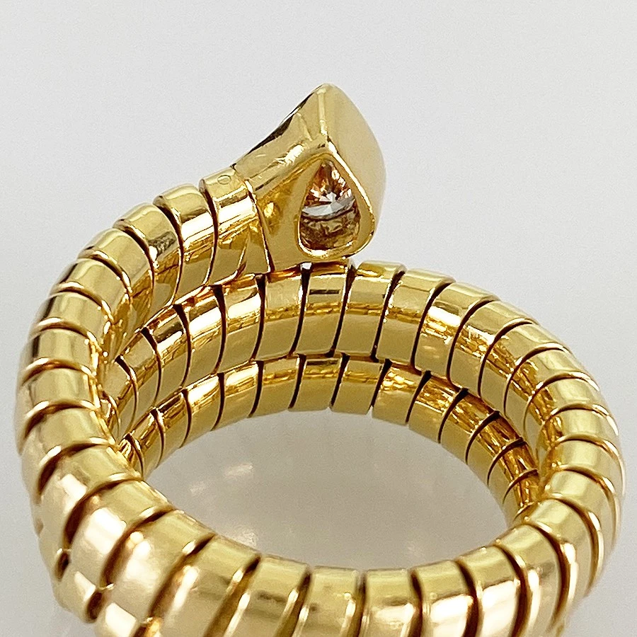 Anillo de diamantes de oro amarillo tubogas BVLGARI Foto 4 de 4