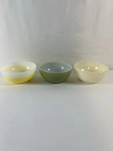Anchor Hocking Vintage Fire King Small 5” Wide 2 1/4” Bowl Made In US Set Of 3