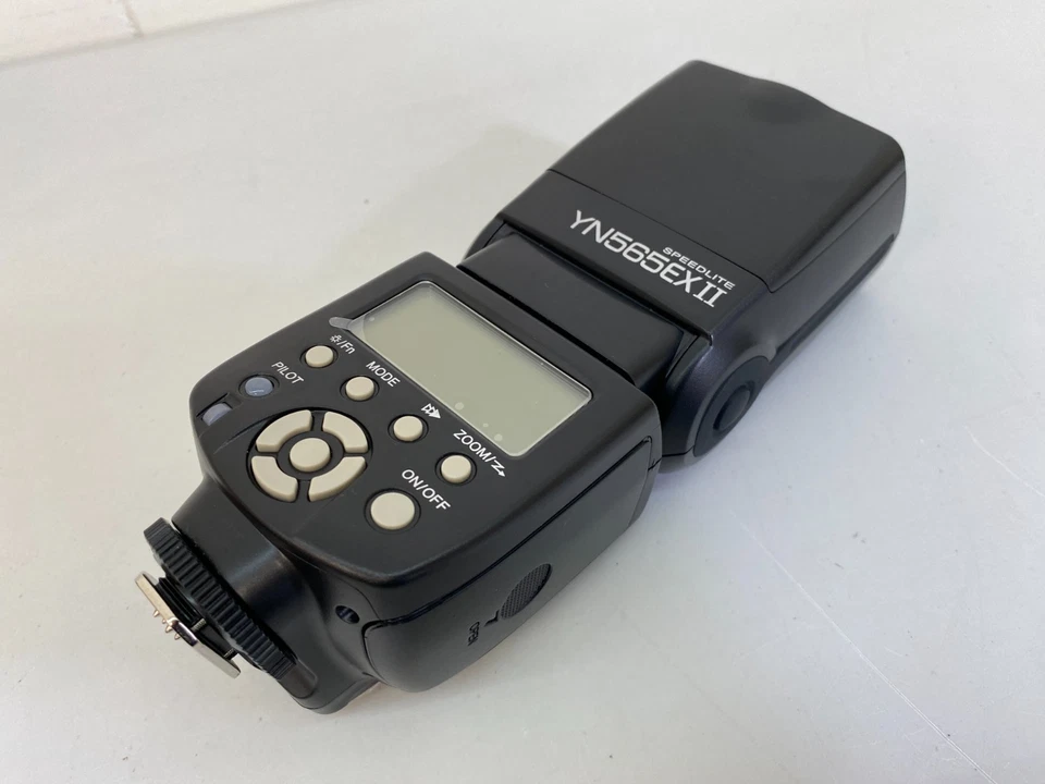 Yongnuo Speedlite YN565EX II Flash For Canon - Image 3 of 4