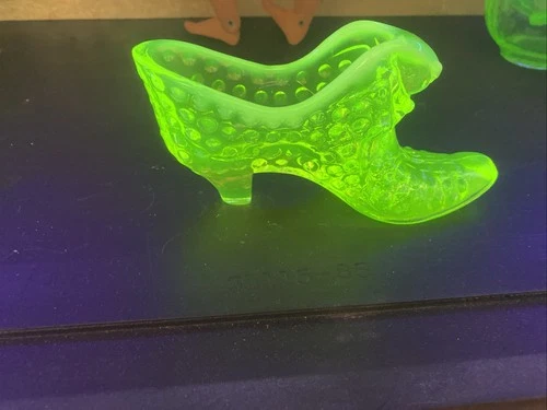 Fenton Yellow Topaz Opalescent Hobnail Uranium Glass Cat Head Shoe Slipper Glows