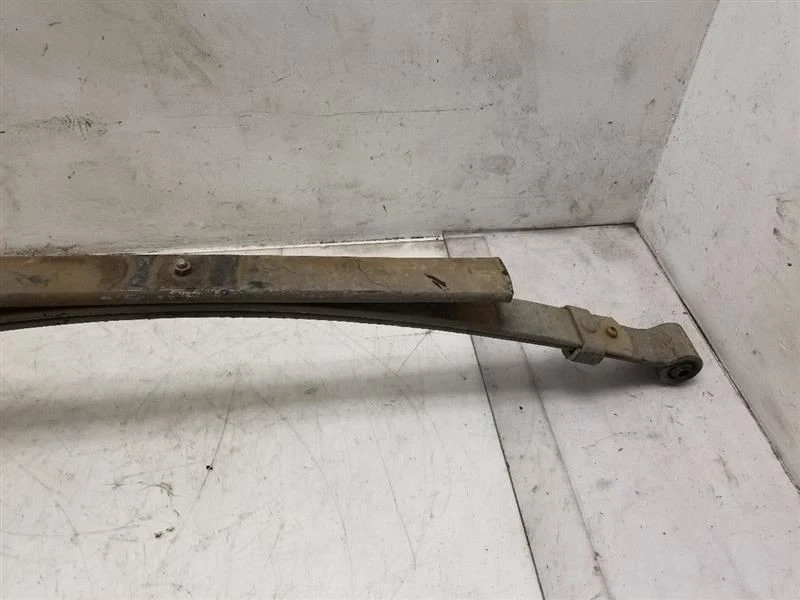 01-04 TOYOTA TACOMA 2.4L TRACCIÓN TRASERA EN EL LADO DEL PASAJERO MONTAJE DE RESORTE DE HOJA TRASERO  Foto 4 de 4