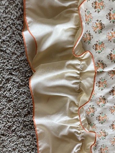 2 VTG Cottage Ruffled Pillowcases Cotton standard size Aqua Brown Peach - Picture 3 of 5