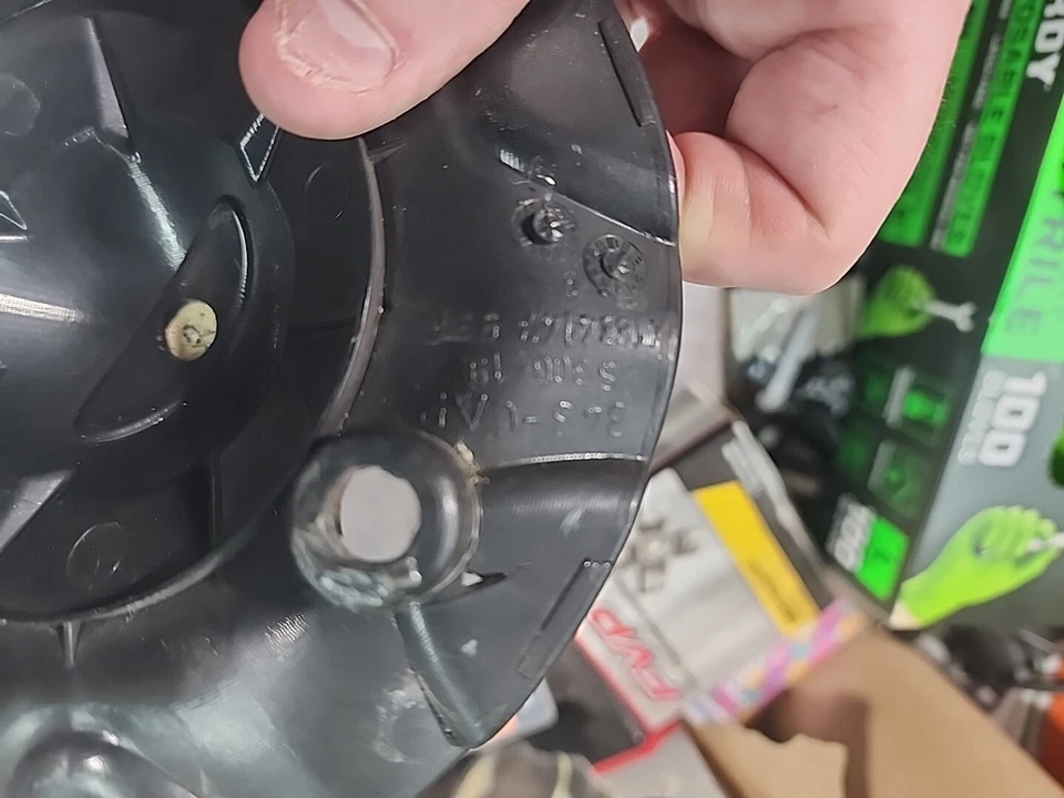 Tapa central de rueda personalizada negra BACCARAT # 343-CAP, S306-19, K1834147-9SF, C1120 Foto 2 de 2