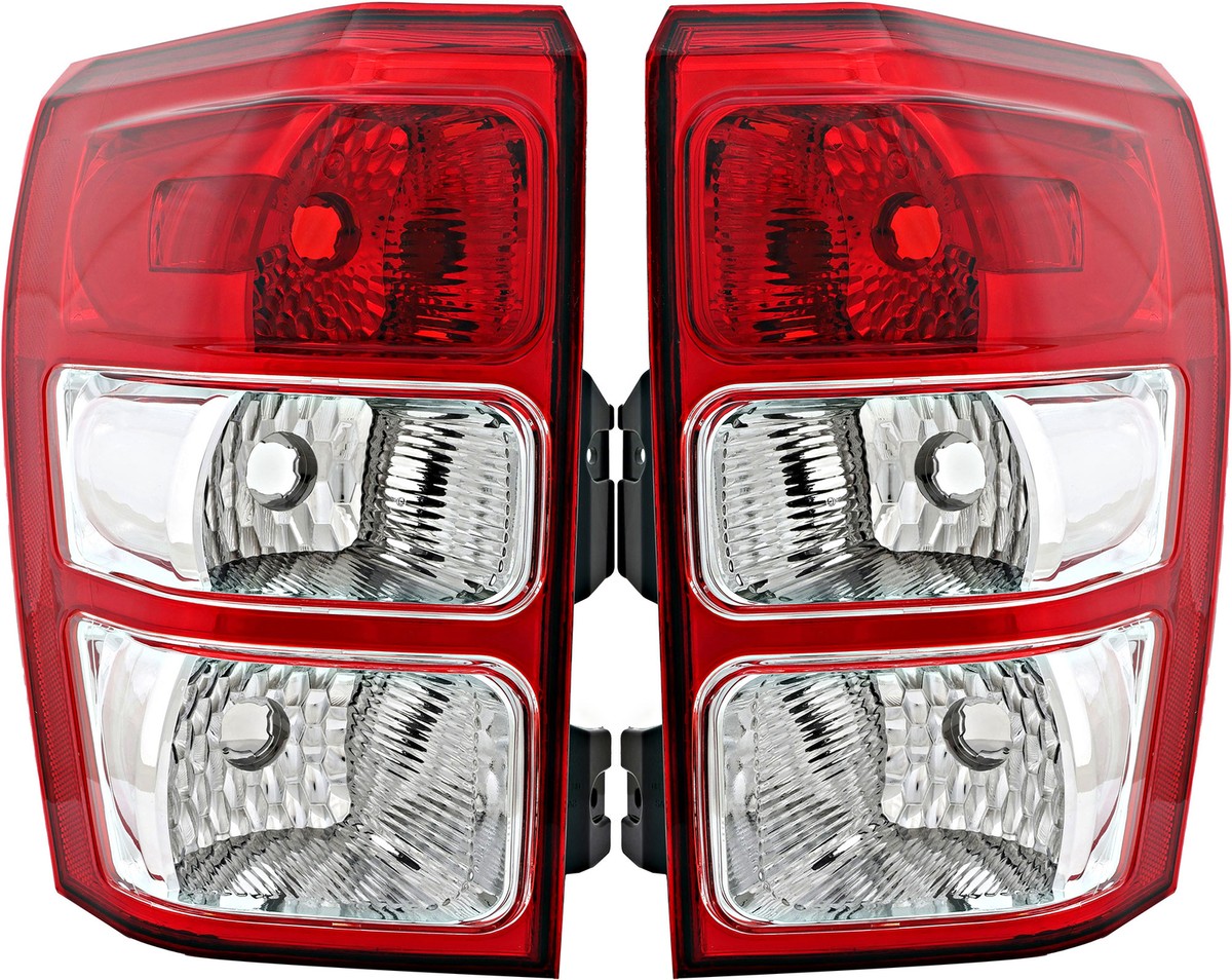 For 2006-2008 Suzuki Grand Vitara Tail Light Set Driver and