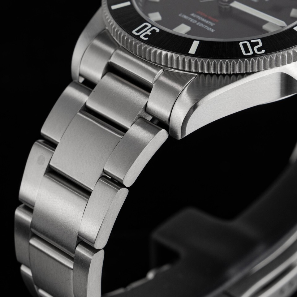 Seestern S404 Orologio Subacqueo Automatico Uomo – Acciaio Nero 316L, Vetro Zaffiro, 200m